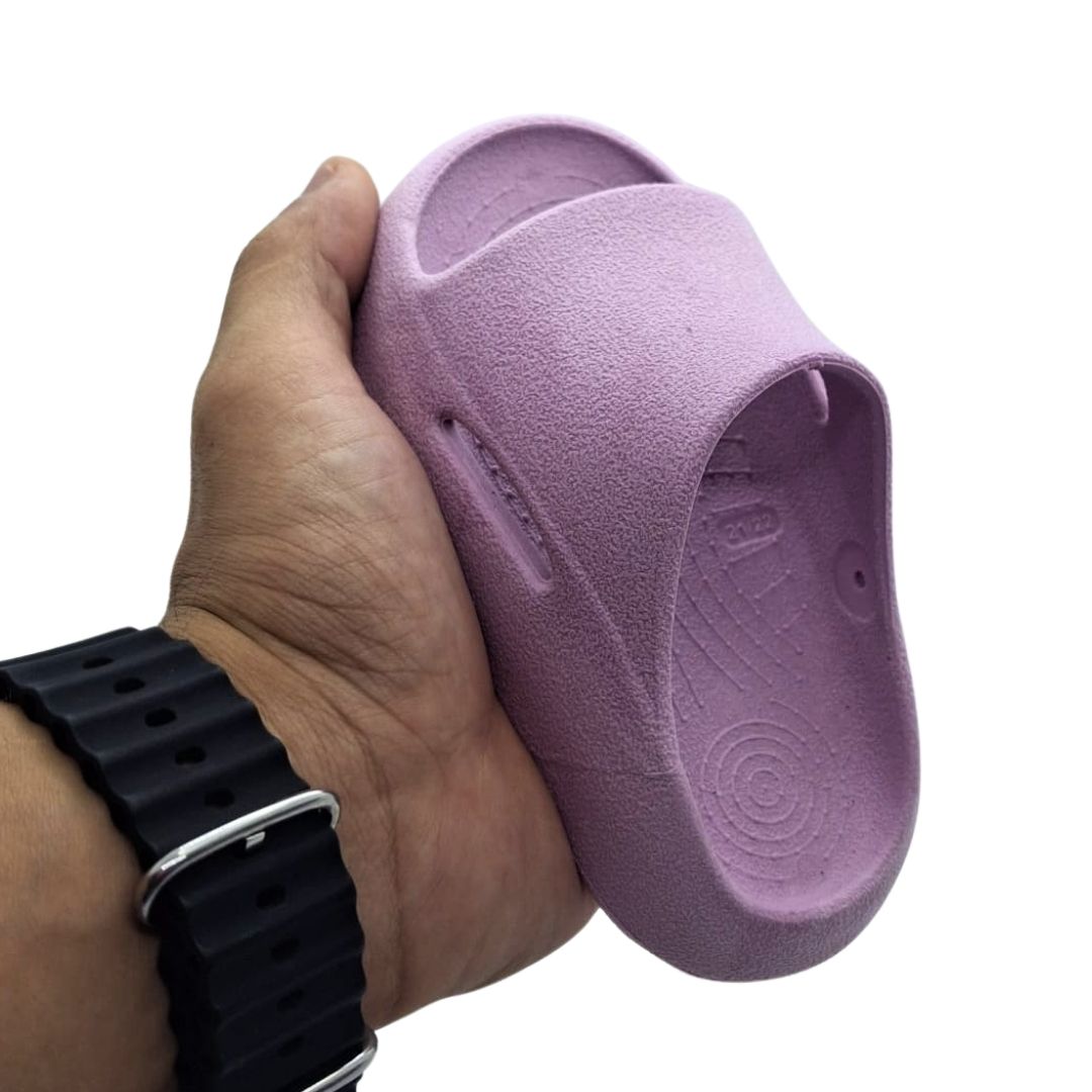 Chinelo Nuvem Lilás – Conforto Leve e Toque Suave para os Pés