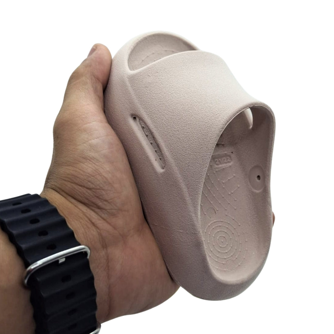Chinelo Nuvem Nude – Leveza e Conforto para o Dia a Dia