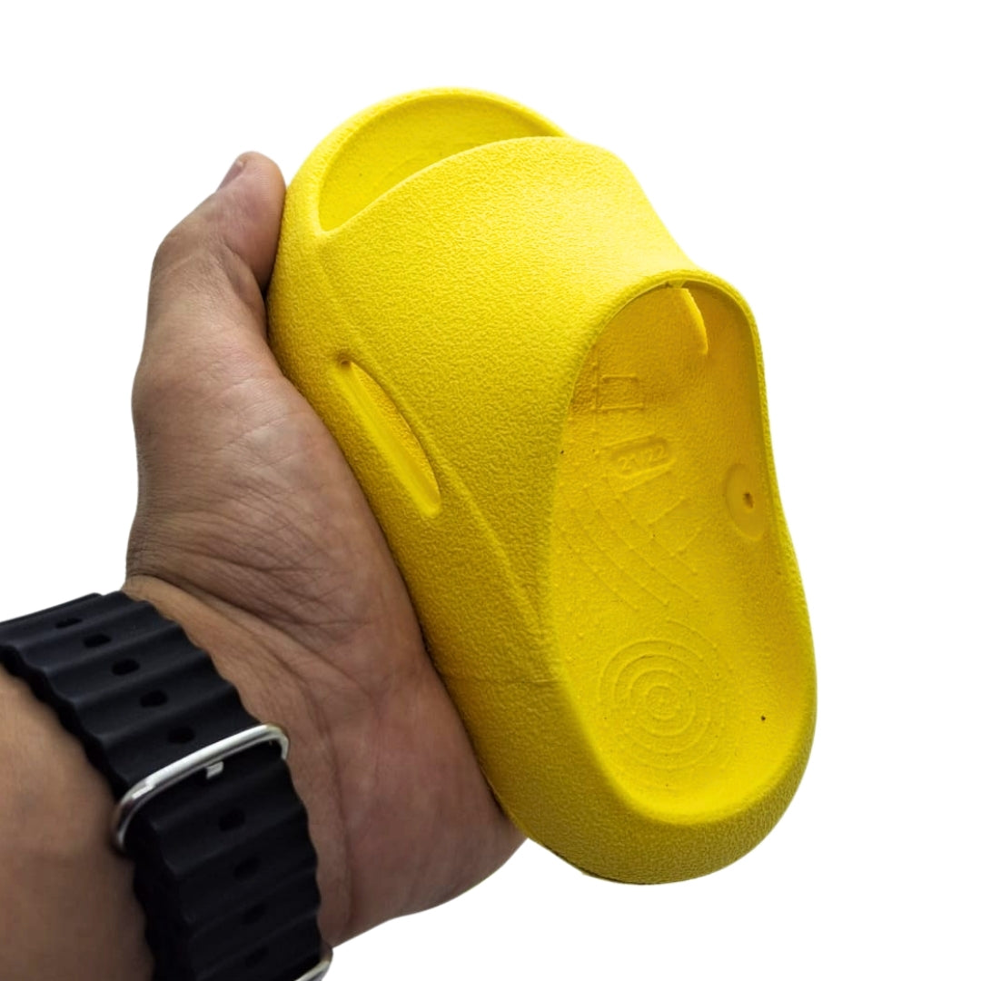 Chinelo Nuvem Amarelo Gema – Leveza e Conforto a Cada Passo