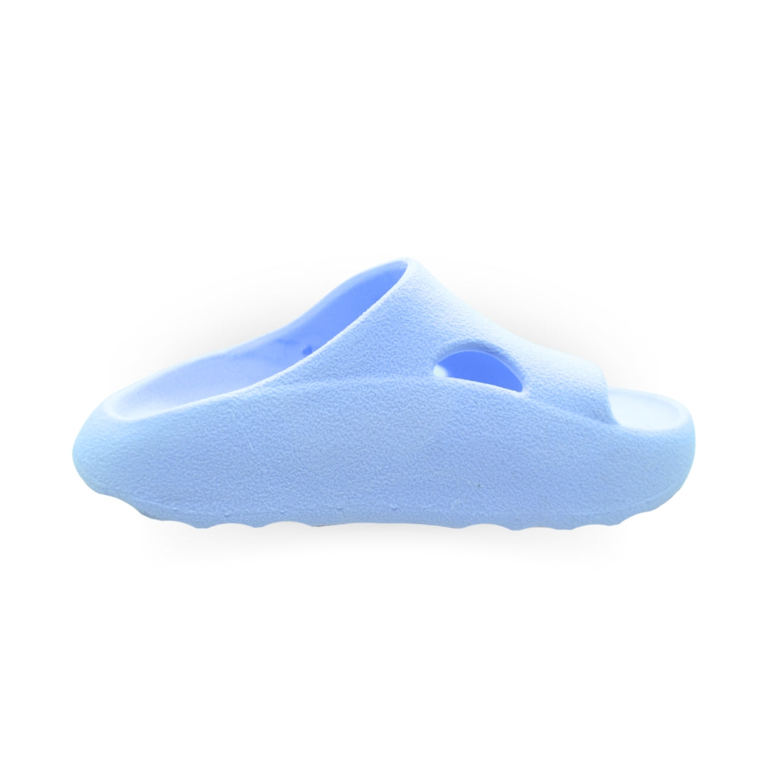 Chinelo Nuvem Azul Bebê – Leveza e Conforto a Cada Passo