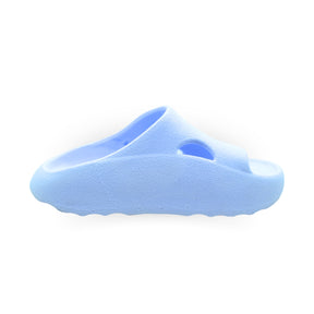 Chinelo Nuvem Azul Bebê – Leveza e Conforto a Cada Passo