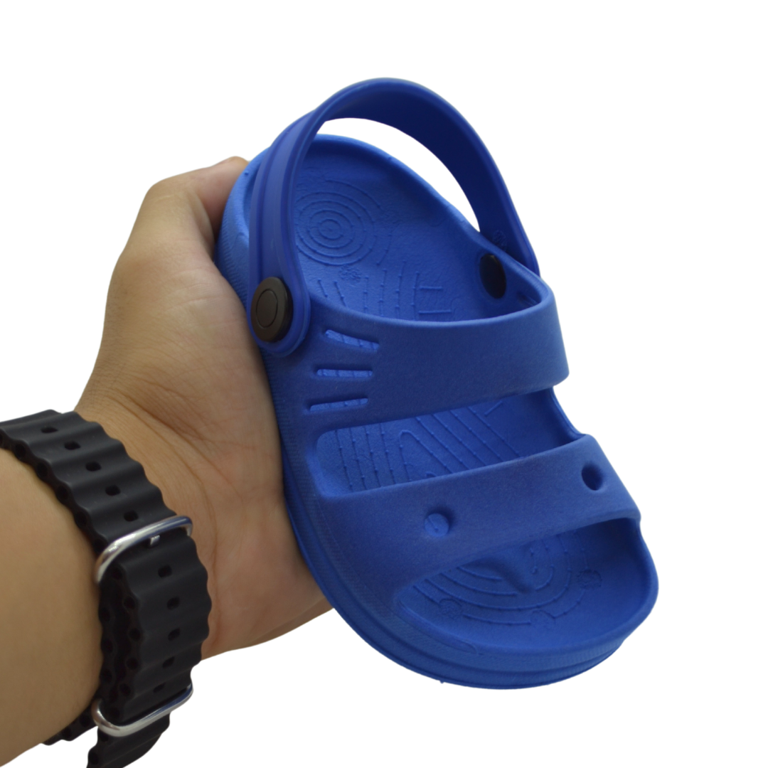 Papete Infantil Azul Bic – Leve, Confortável e Antiderrapante para o Dia a Dia