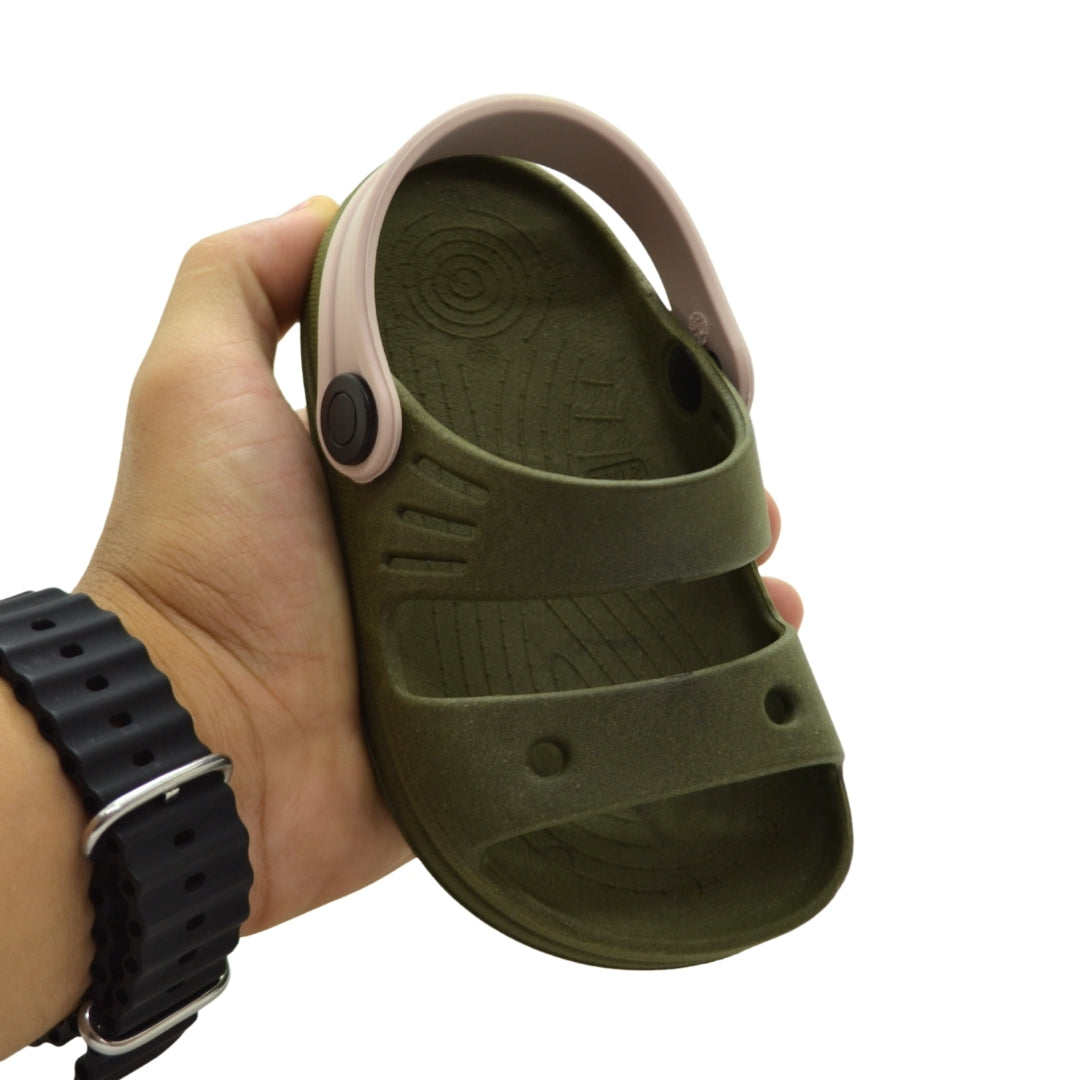 Papete Infantil Verde Militar – Leve, Confortável e Antiderrapante para o Dia a Dia