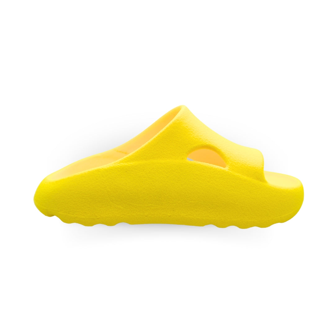 Chinelo Nuvem Amarelo Gema – Leveza e Conforto a Cada Passo