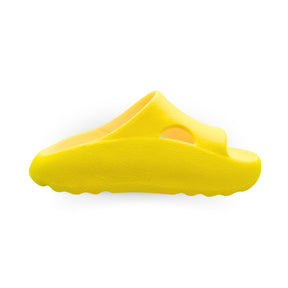 Chinelo Nuvem Amarelo Gema – Leveza e Conforto a Cada Passo
